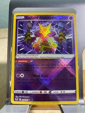 Pokémon TCG Radiant Alakazam Silver Tempest 059/195 Holo Radiant Rare NM,